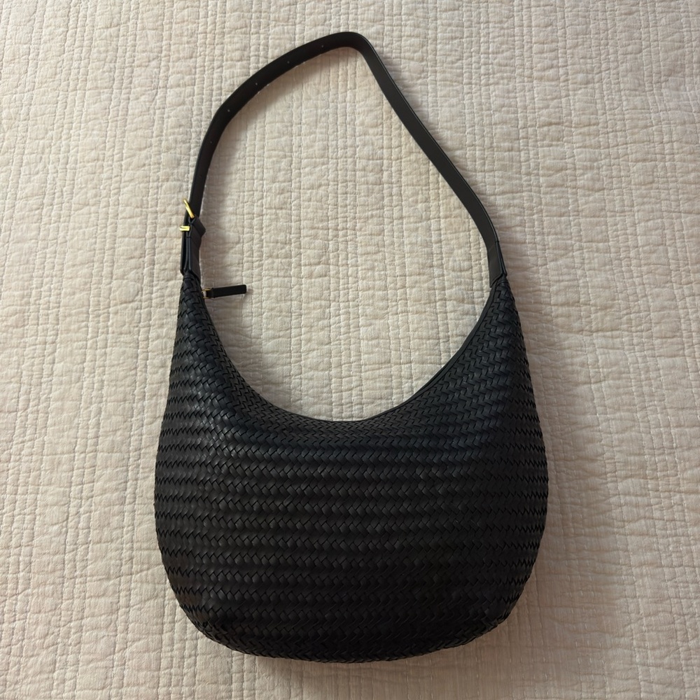 Black Madewell The Essential Curve Shoulder Bag